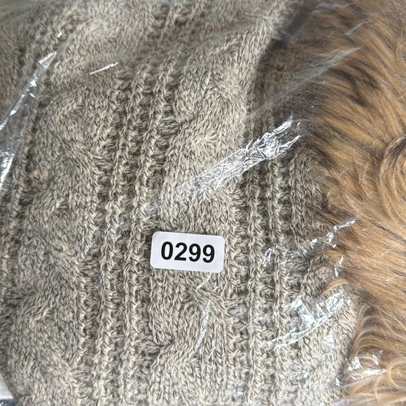 Do & Rae Cardigan with faux fur collar Size small-color taupe - Picture 12 of 12